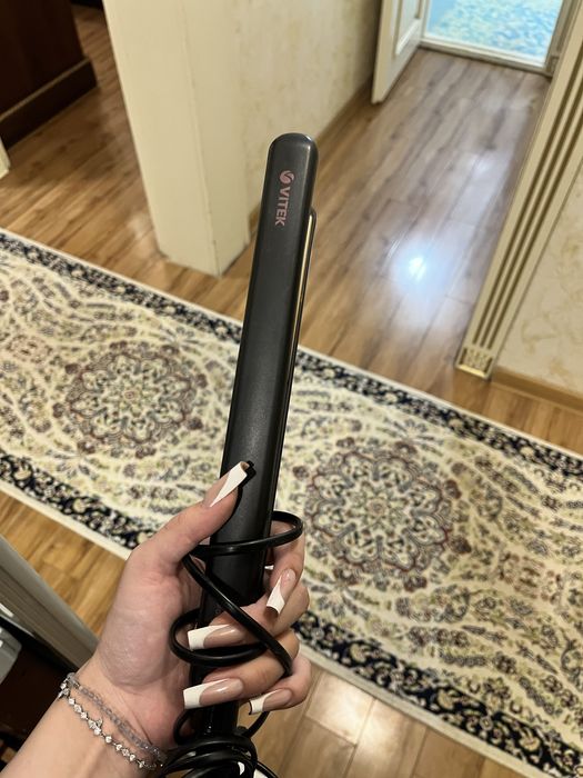 Продам плойку Vitek