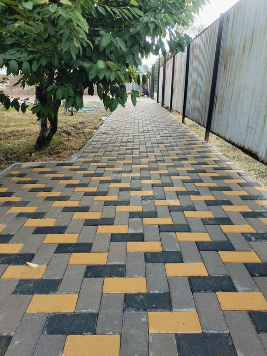 Укладка брусчатка бардюры