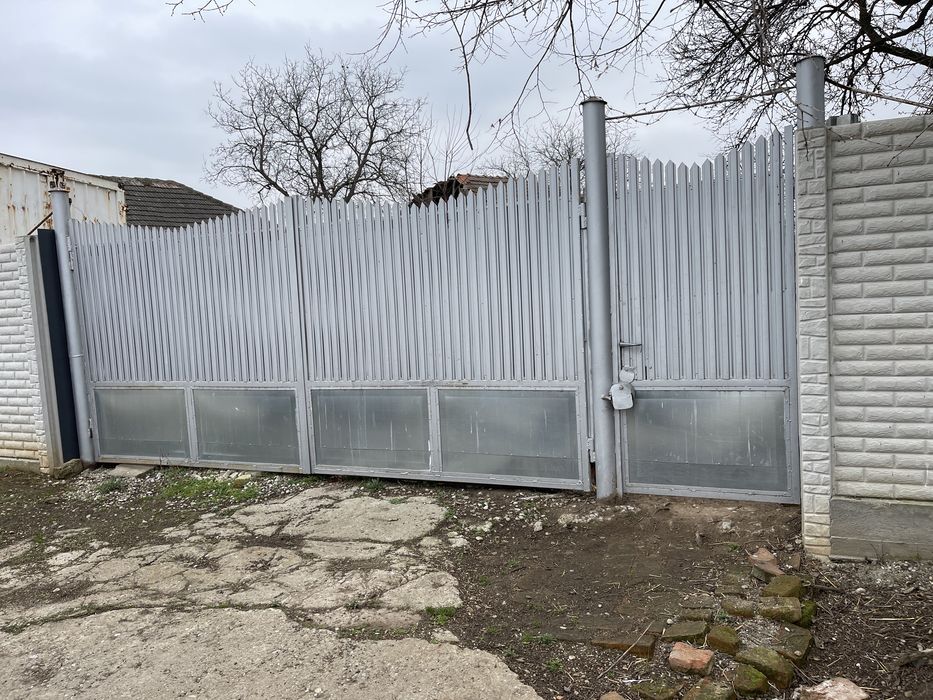 Vind teren 1800 mp Cosoveni
