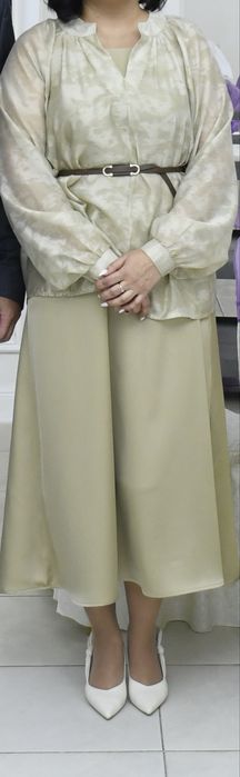 Продам платья новые