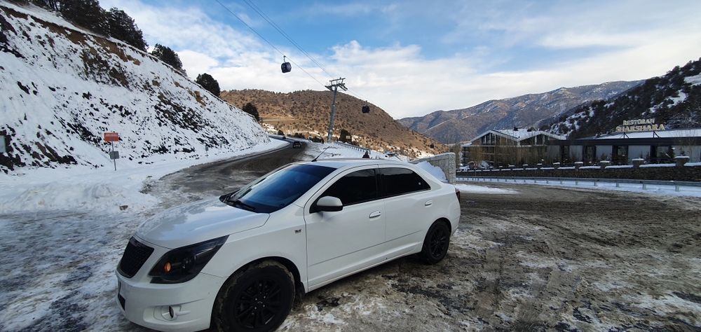 Chevrolet Cobalt 2018 — 4