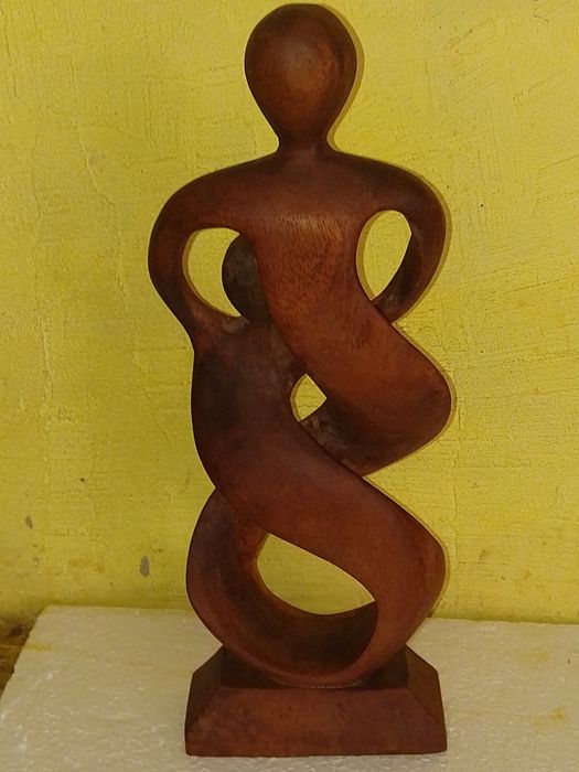 Стара  Дървена  Фигура, Статуетка