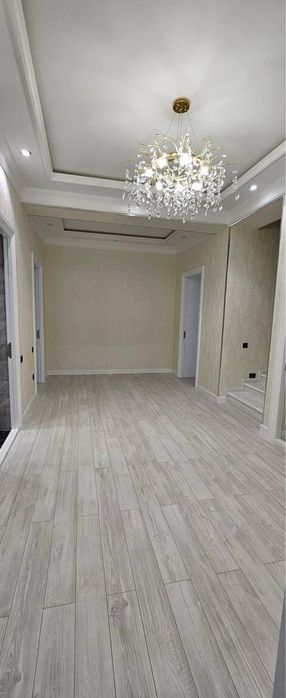 Новый коттедж 3.1 сотки 3 уровня 6 комнат дизайнерский ремонт