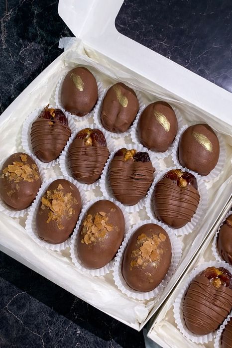 Финики в шоколаде