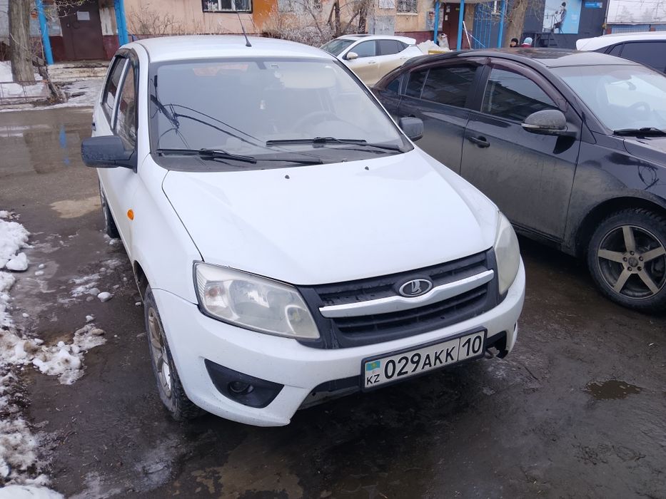 Продам лада гранта 2013 года