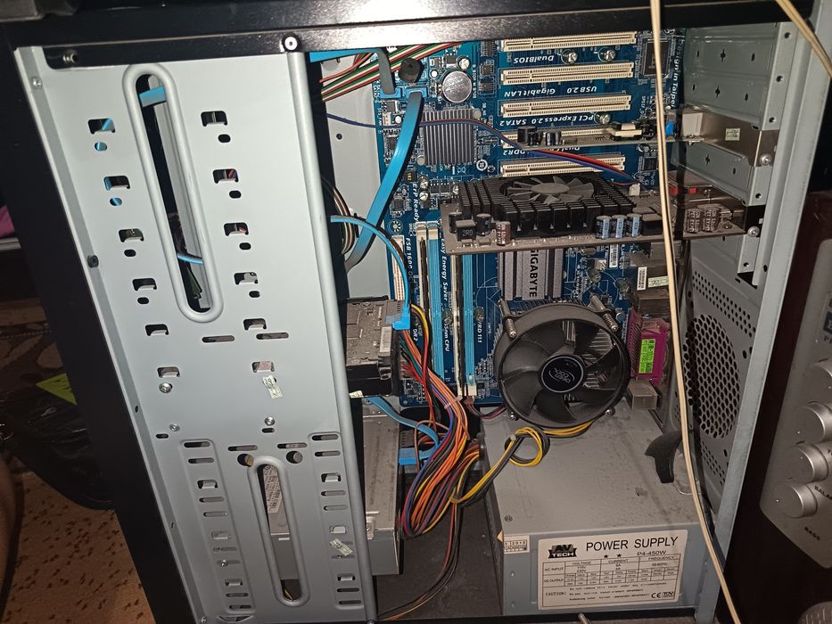 продаю компьютеры на запчасти