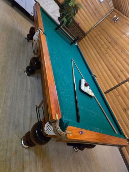 Столик для бильярда