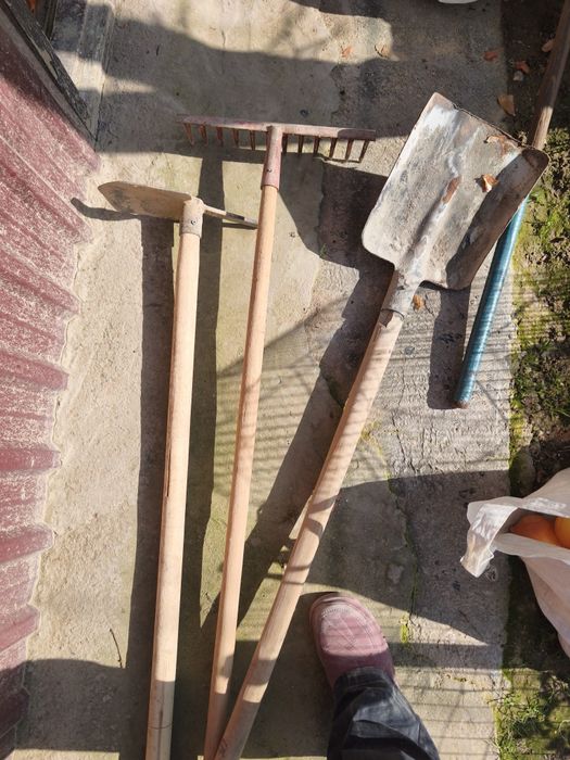 Продаю грабли и тряпки