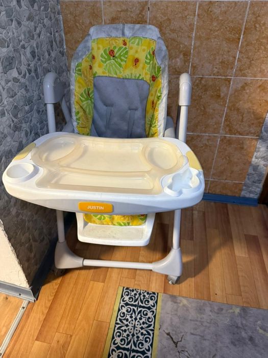 Стульчик для кормления