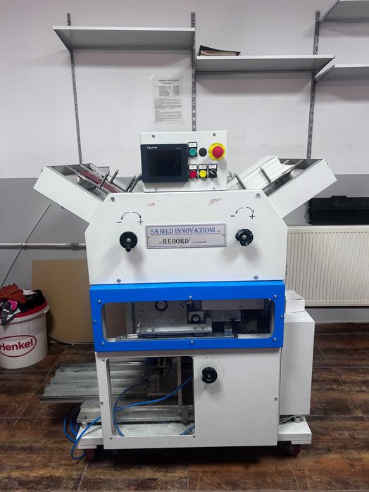 Masina automata de legat nucleu albume foto Samed Photofast