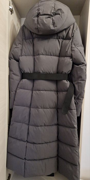 Пуховик зимний DKNY