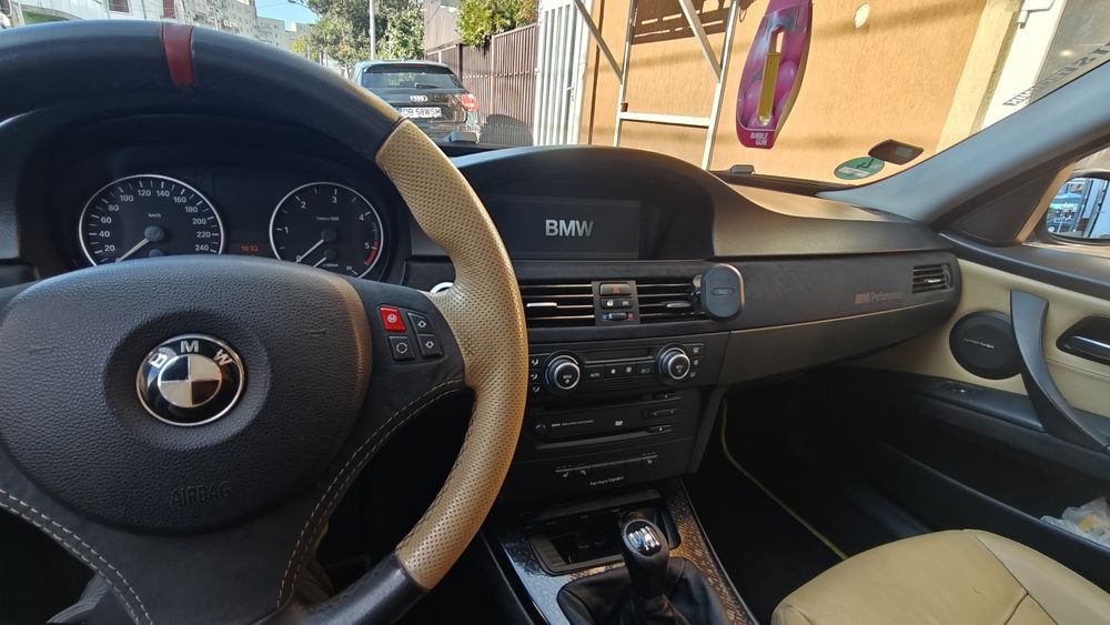 BMW e90 320d an 2006