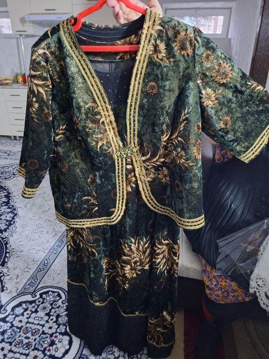 Платье модное ..