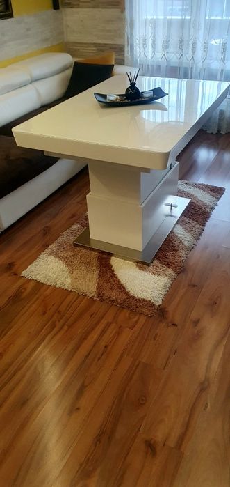 ТОП ОФЕРТА! Разтегателна холна маса.