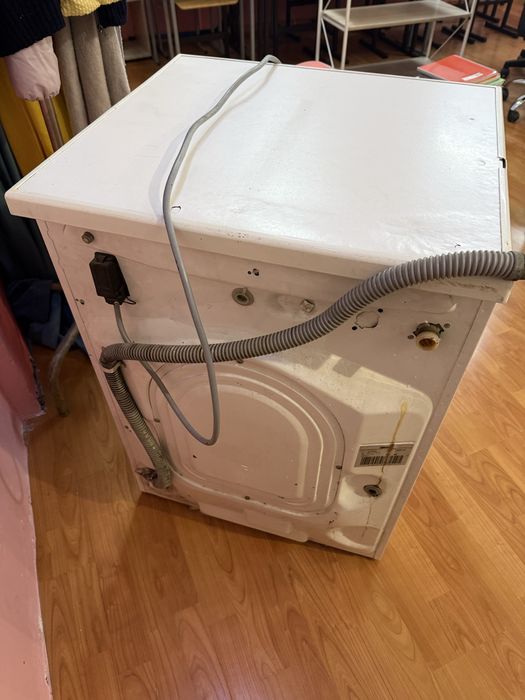 Стиральная машинка Zanussi