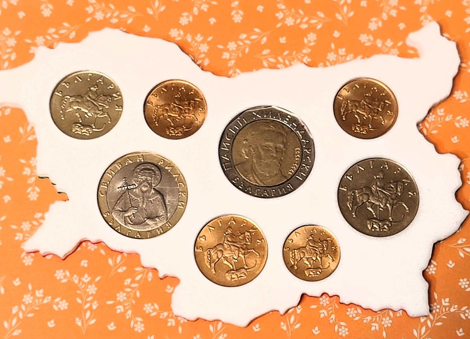 Комплект на Български монети