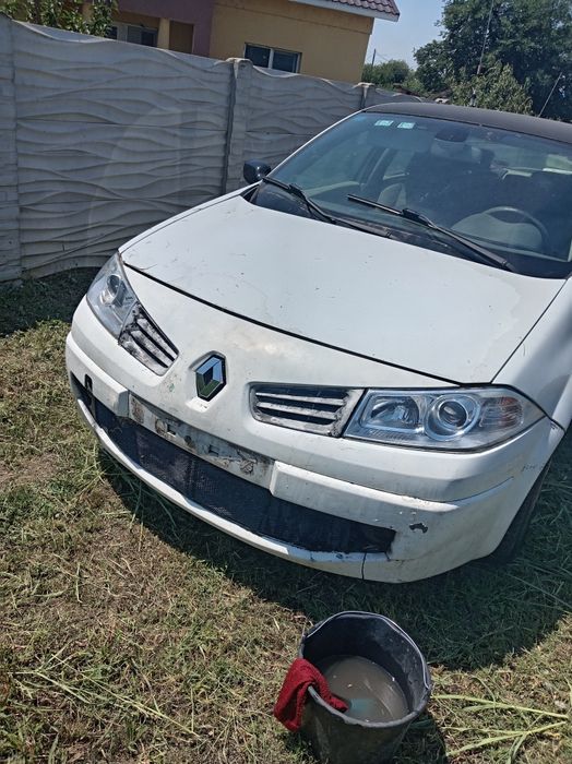 Faruri Renault megane 2