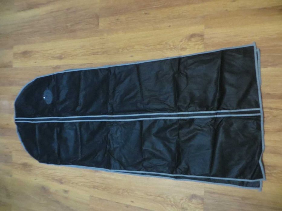 Калъфи за съхранение на дрехи