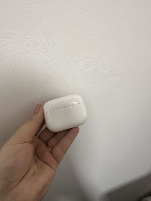 Продам airpods pro 2 поколение