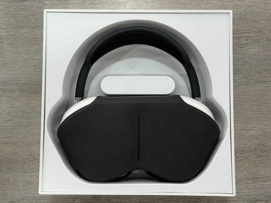 Apple AirPods Max – Space Gray