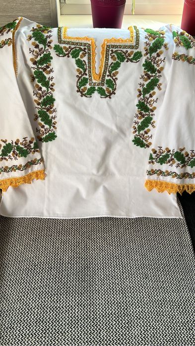 Ie , camasa traditionala