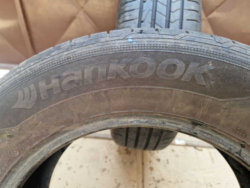 2 Hankook R17 215/65
летни гуми
DOT0822