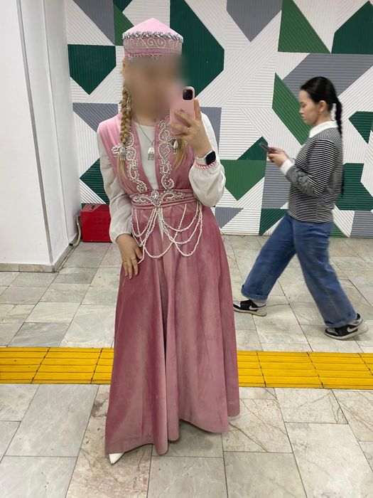 Национальная казахская одежда