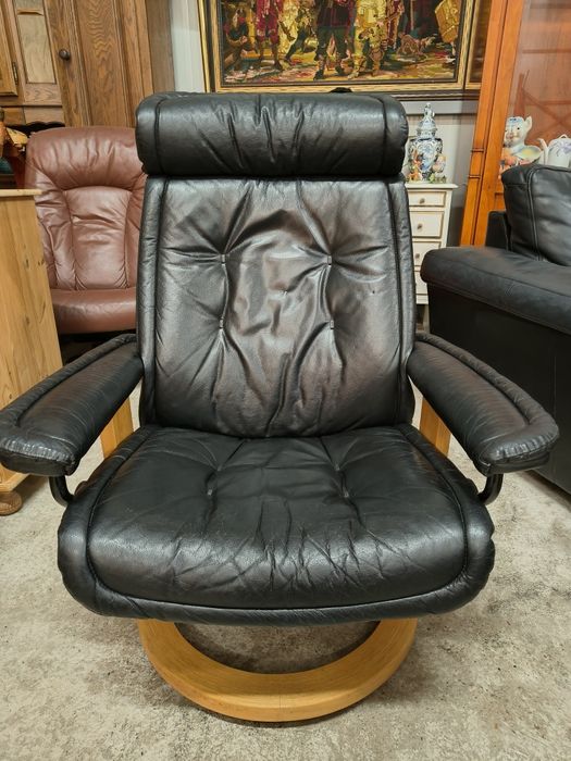 Relax кресло от естествена кожа с повдигаща се облегалка