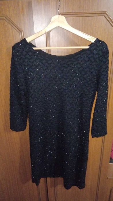 Rochie neagră cu paiete