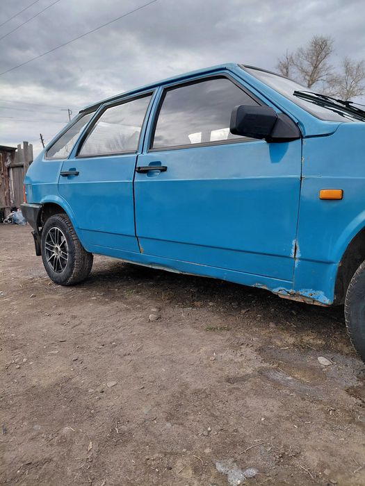 Продам ваз 2109.