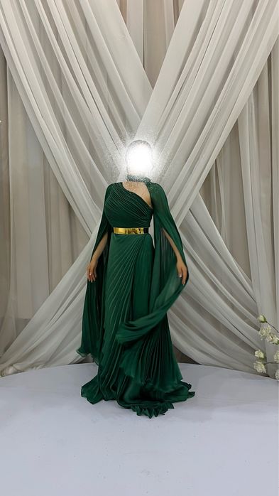 Вечернее платье/