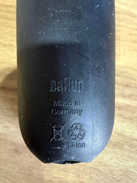 Braun  S6 -60-B7500CC-Електрическа самобръсначка