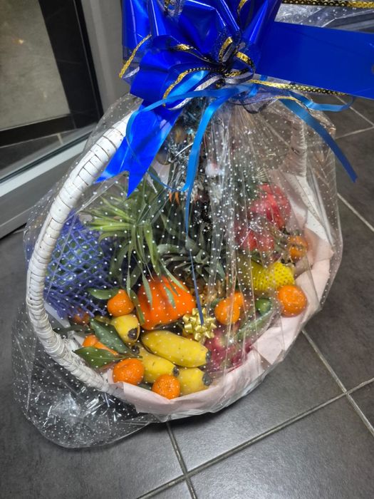 Фруктовая корзина( оформим, доставим)