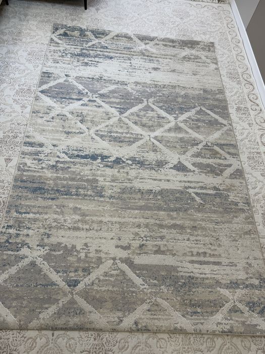 Ковер СРОЧНО!!! Размер: 150 на 230