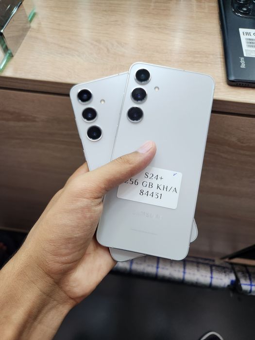 Samsung S24+   .