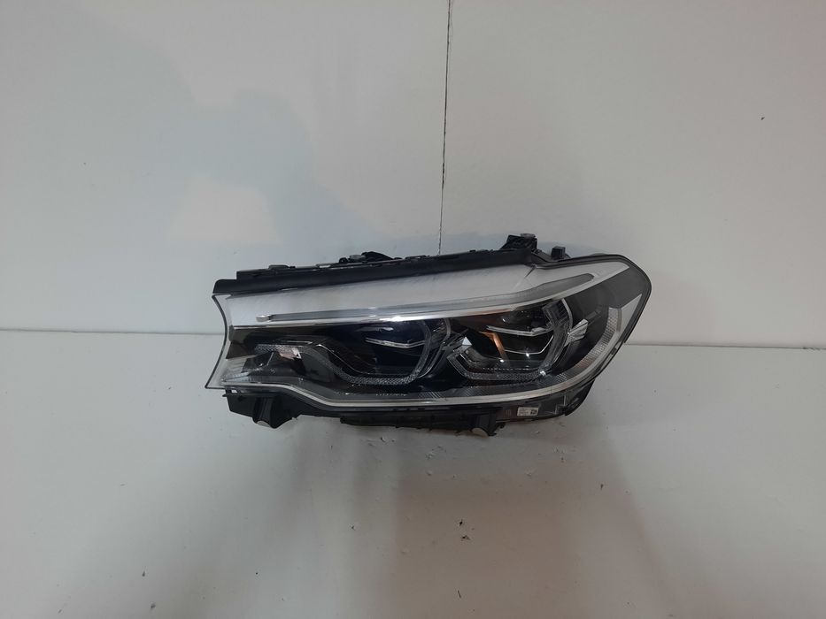 Far faruri  bmw seria 5 G30 G31 led adaptiv stanga