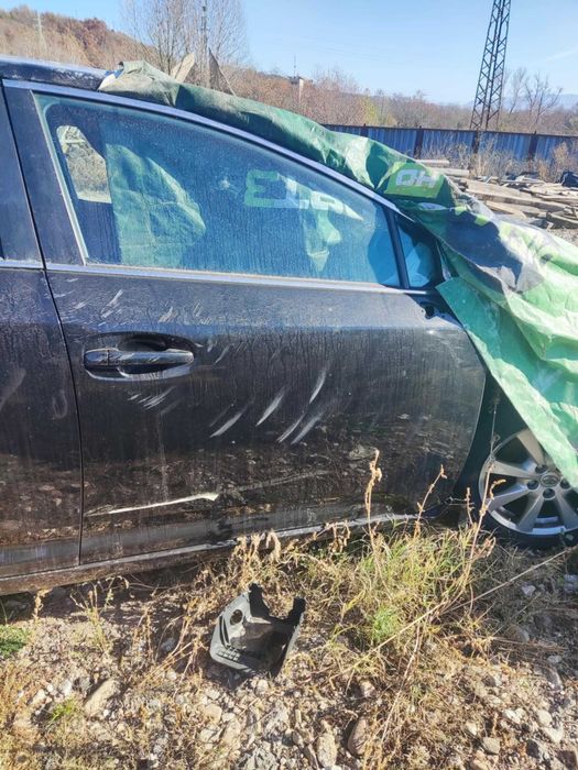 Врати за Toyota Avensis Т25 , Т27 , Седан , комби , хечбег !