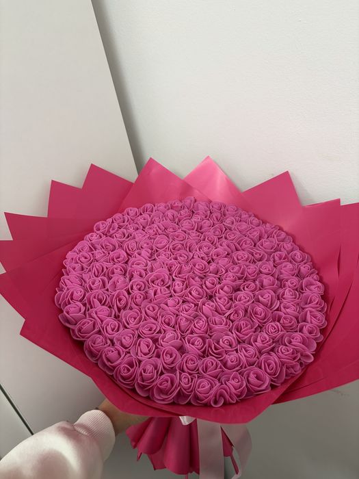 Buchet 101 trandafiri roșii din săpun Cadou romantic