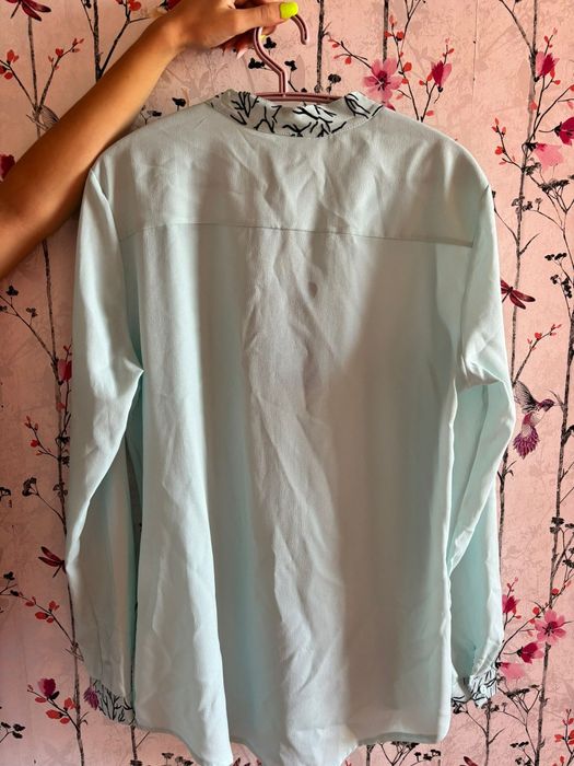 Cămașă elegantă.