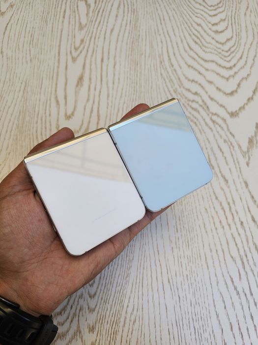 Samsung Galaxy Z Flip 5. Ishlashi zo'r. Joyi 256/512 GB. IMEKA o'tkan