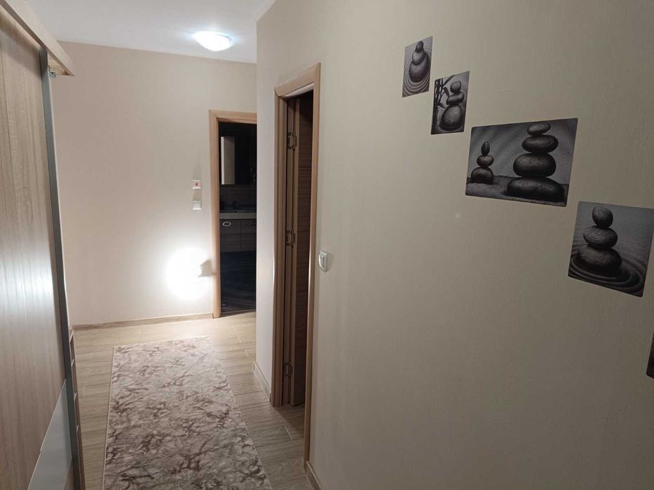 Дава се под наем Тристаен апартамент в Варна, Кайсиева градина - 83 кв.м за 714 € - Снимка #5