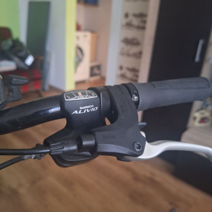 Bicicleta Pegasus Solero pe 28 aluminiu cu frâne hidraulice Magura