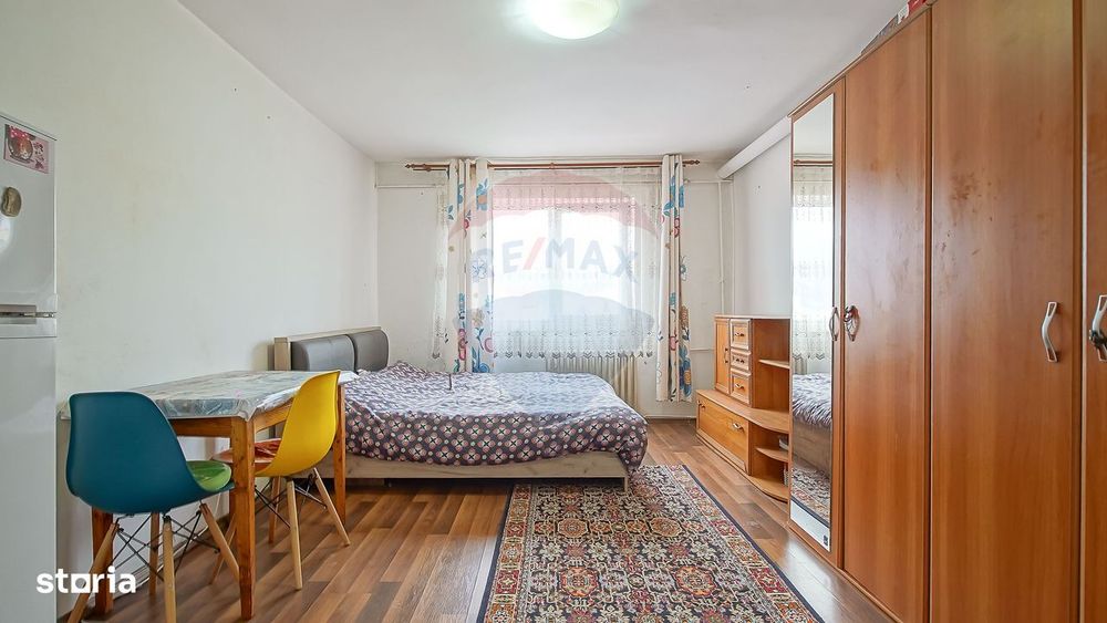 Comision 0% | Cameră 21 mp – Str. Înfrățirii, Brașov
