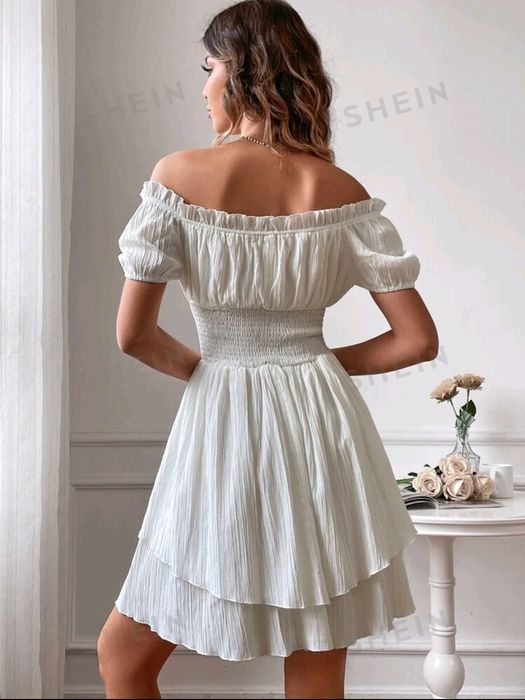 Дамска бяла елегантна рокля