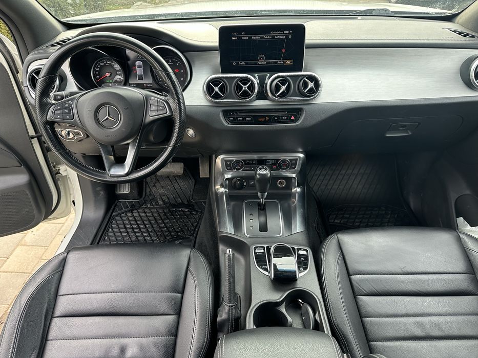 Mercedes-Benz  X 350 D 258 cp  4Matic