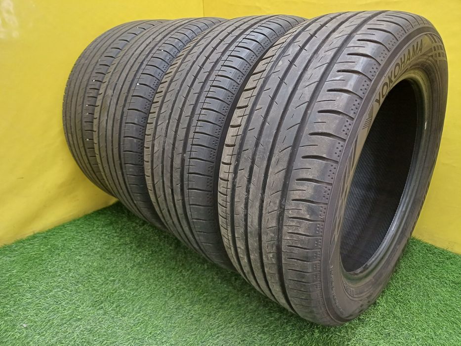 Шины 215/55 R16 Yokohama комплект.