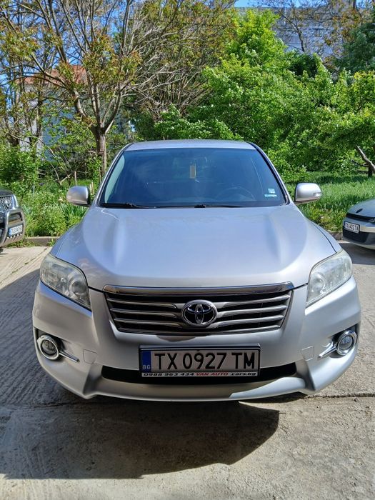 Toyota Raf-4   автомат