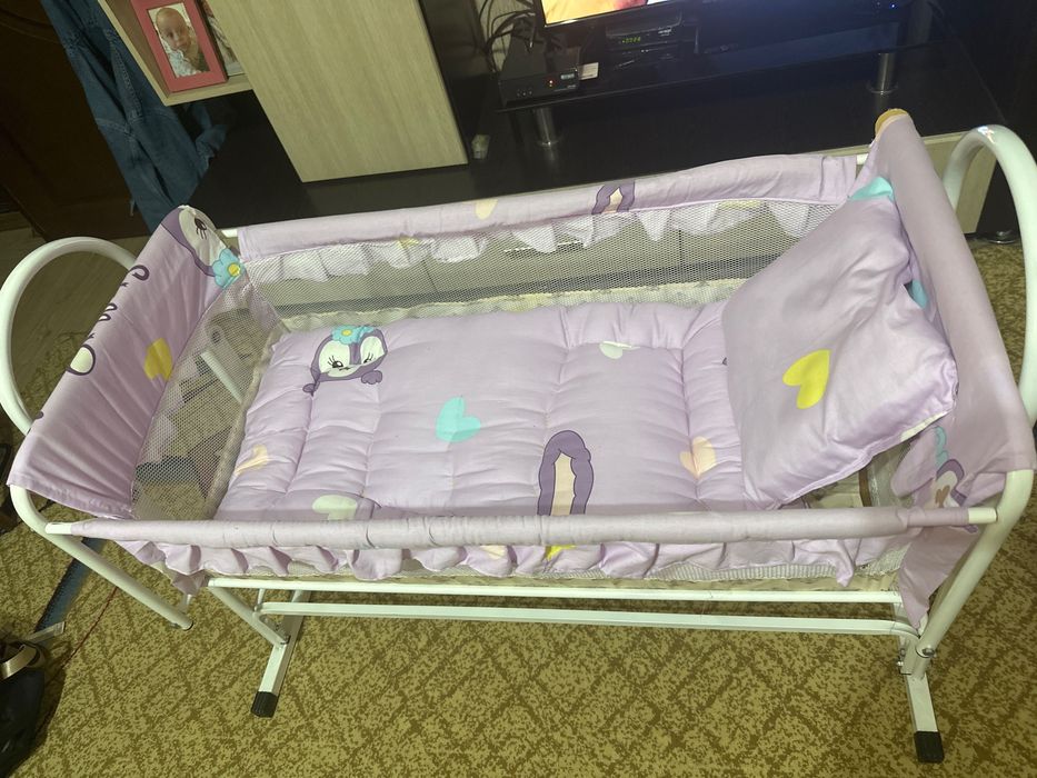 Детская кроватка