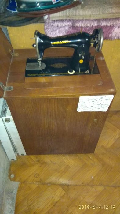 Швейная машинка