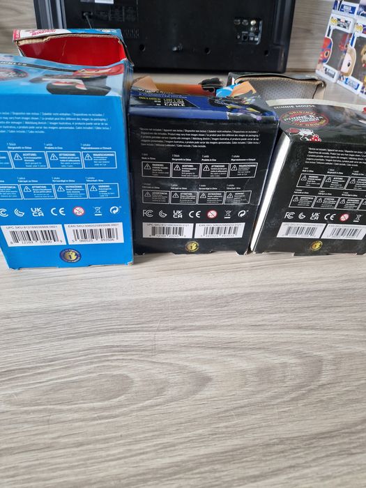 Stander / Holder Psp 4 / Psp 5 / Telefon Figurine Cable Guys